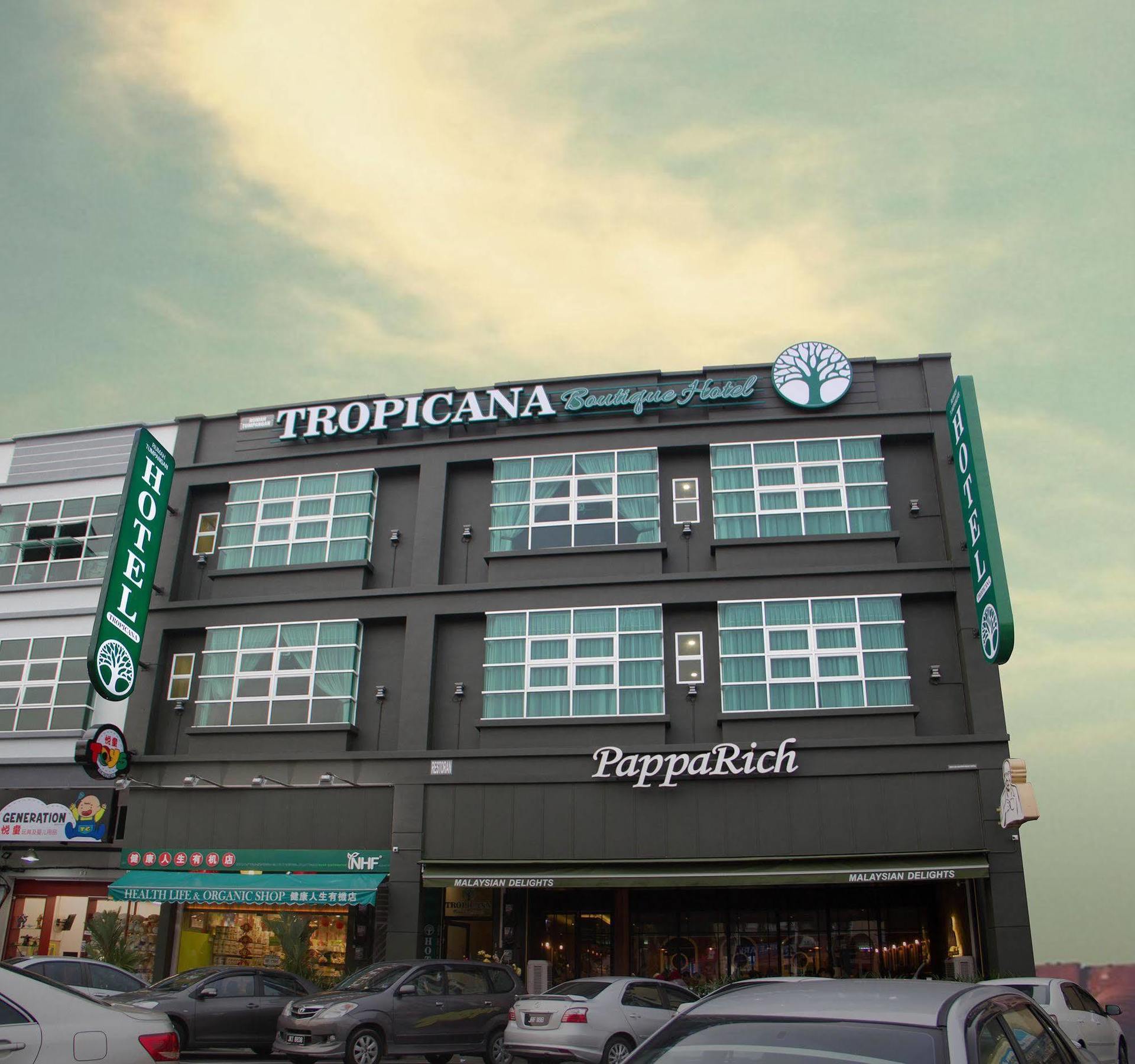 Tropicana Homestay Muar Extérieur photo