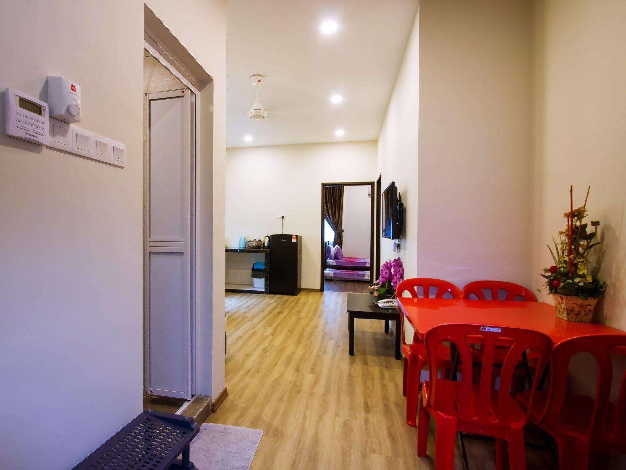 Tropicana Homestay Muar Extérieur photo
