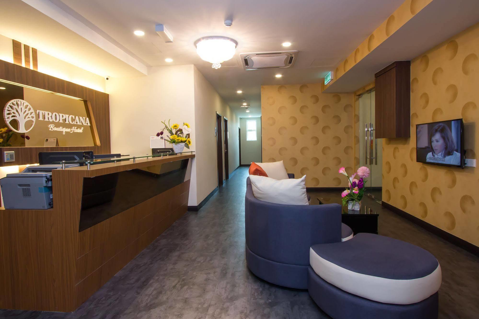 Tropicana Homestay Muar Extérieur photo