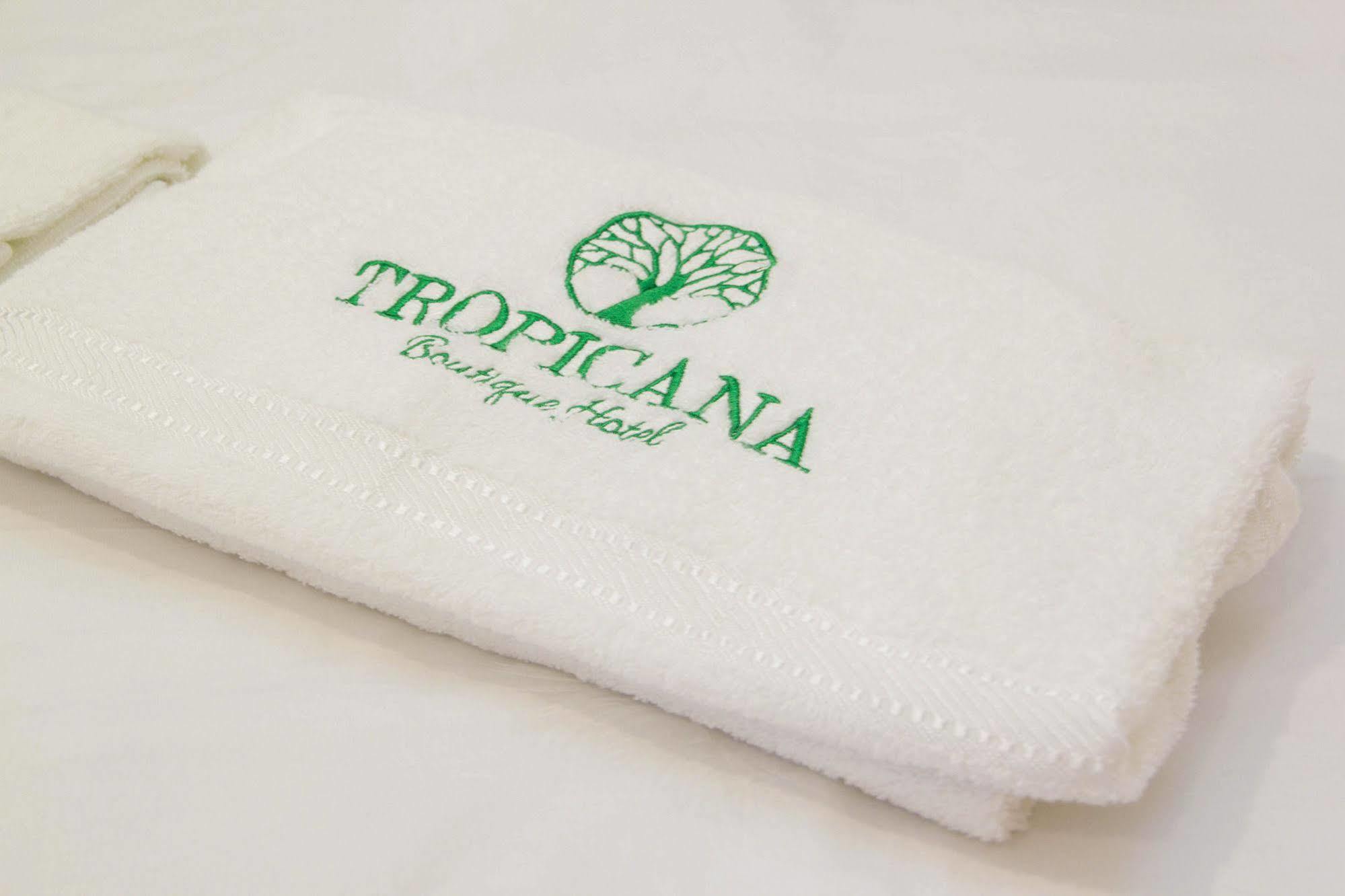 Tropicana Homestay Muar Extérieur photo