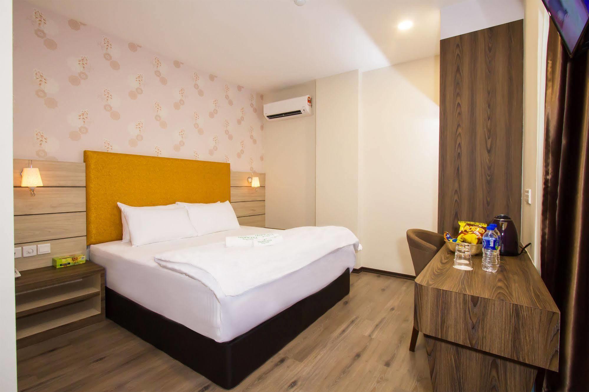 Tropicana Homestay Muar Extérieur photo