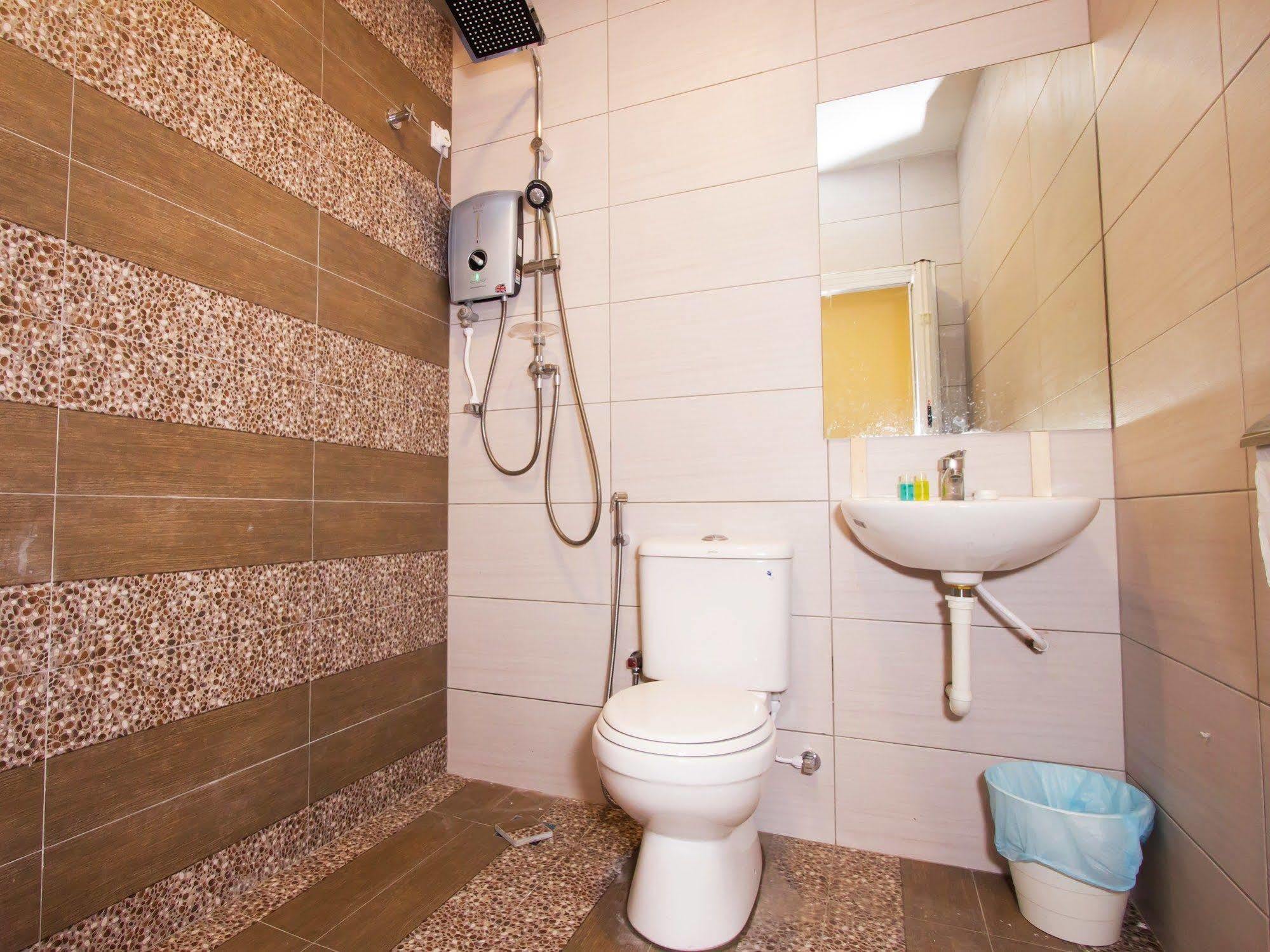 Tropicana Homestay Muar Extérieur photo